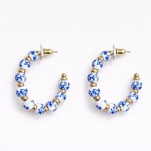 ⚜️ Gold and Blue Accents Earrings